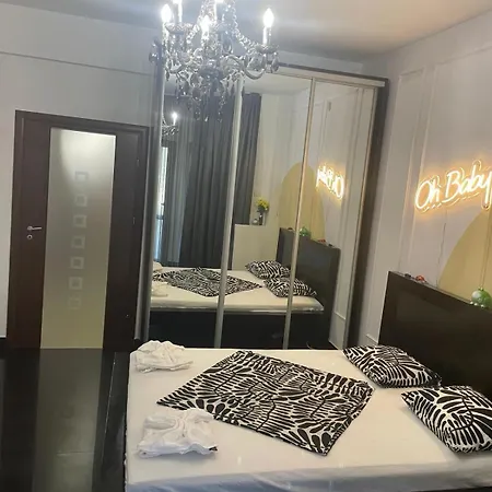 Apartman Big With 3 Bdrm Ultracentral *