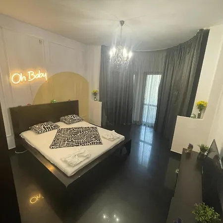 Apartman Big With 3 Bdrm Ultracentral