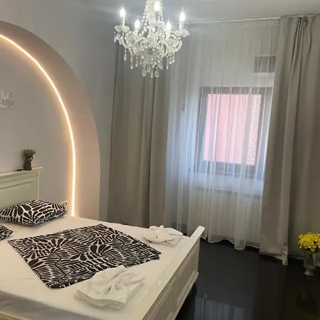 Big With 3 Bdrm Ultracentral Appartement
