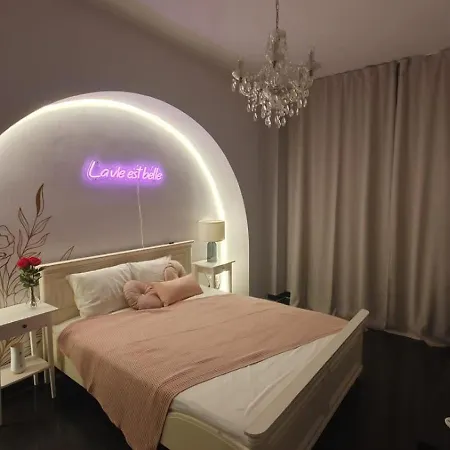 Big With 3 Bdrm Ultracentral *