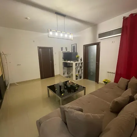 Big With 3 Bdrm Ultracentral *