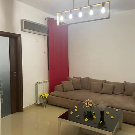 Big With 3 Bdrm Ultracentral