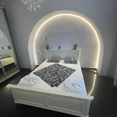 Big With 3 Bdrm Ultracentral *