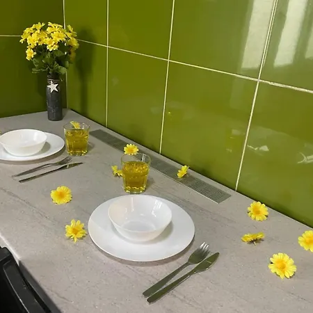 Big With 3 Bdrm Ultracentral * Βουκουρέστι